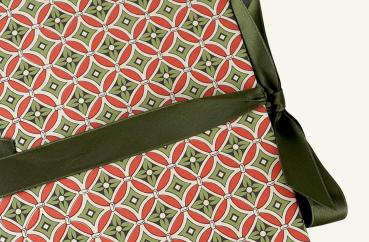 Leporello with small green roses