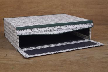 Large box for sheet music with dark green linen edges