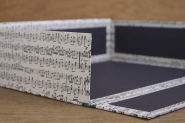 Large box for sheet music with dark green linen edges