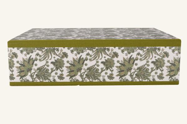 Schachtel mit viel Platz im Inneren Schreibweise Westfalen