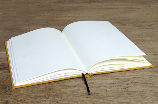 Schreibbuch, Leinen lila, Handarbeit