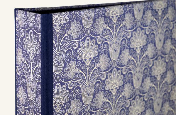 Navy blue folder with filigree pattern
